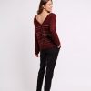 Gilet réversible femme avec rayures pailletées - BORDEAUX – Image 4